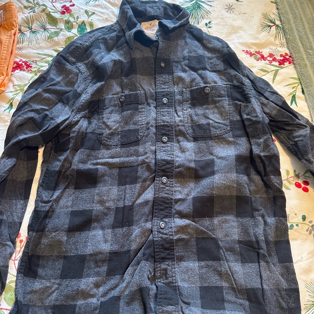 American Eagle Outfitters Black and Gray Plaid Shirt